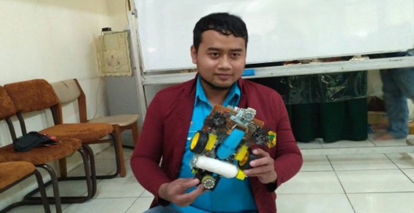 Mahasiswa Untag Surabaya Ciptakan Robot Pembersih Lantai